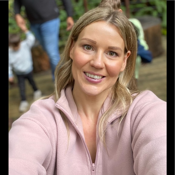 Meet your Posher, Shannon - Picture 1 of 1